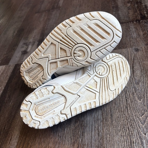 New Balance 550 White and Blue Sneakers - Picture 3 of 4